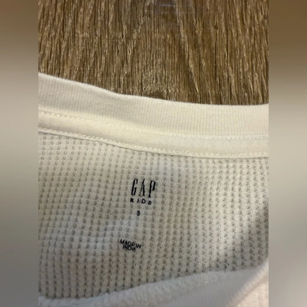 Gap Kids Boys Color White Thermal Long Sleeve Shirt Size S